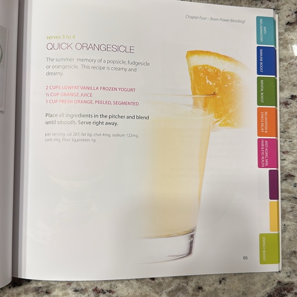 Ninja Blended Drink Handbook featuring 101 recipes - Picture 2 of 8